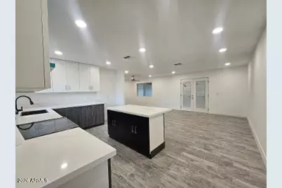 2815 N 48th Lane, Phoenix, AZ 85035 - Photo 6