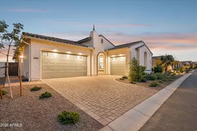 5861 N 207th Drive, Buckeye, AZ 85396 - Photo 2