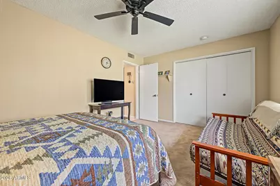 11015 W Kelso Drive, Sun City, AZ 85351 - Photo 44