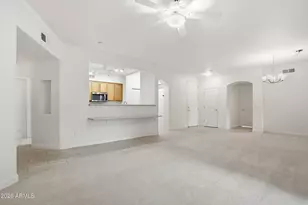 955 E Knox Rd, Chandler, AZ 85225 - Photo 10