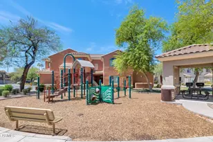 955 E Knox Rd, Chandler, AZ 85225 - Photo 40