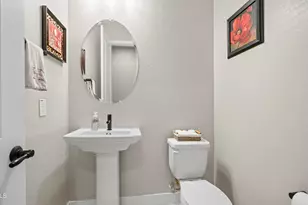 3617 W Tanglewood Dr, Phoenix, AZ 85045 - Photo 44