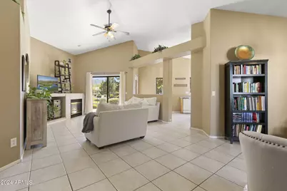 3243 E Maldonado Drive, Phoenix, AZ 85042 - Photo 4