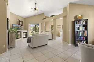3243 E Maldonado Dr, Phoenix, AZ 85042 - Photo 4