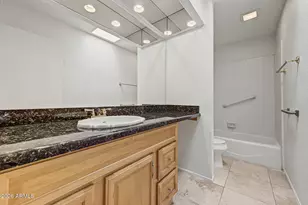 8180 E Del Caverna Dr, Scottsdale, AZ 85258 - Photo 24