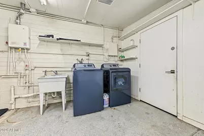 2801 N 29th Place, Phoenix, AZ 85008 - Photo 22