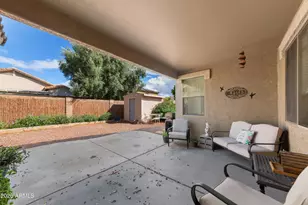 16896 W Bristol Ln, Surprise, AZ 85374 - Photo 26