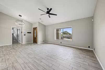 915 W Diamond Drive, Tempe, AZ 85283 - Photo 8
