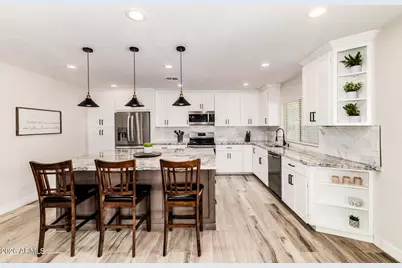 10914 W Saratoga Circle, Sun City, AZ 85351 - Photo 18