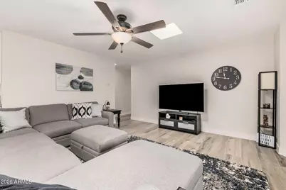 10914 W Saratoga Circle, Sun City, AZ 85351 - Photo 16