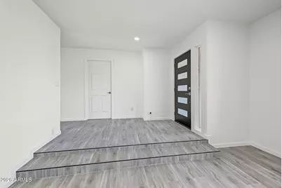 1097 E Carter Drive, Tempe, AZ 85282 - Photo 4