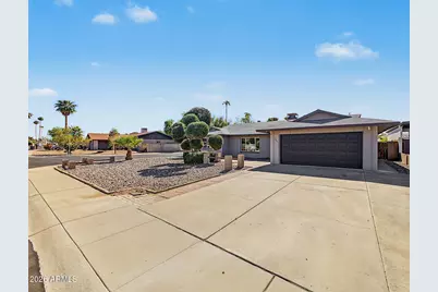 1097 E Carter Drive, Tempe, AZ 85282 - Photo 2