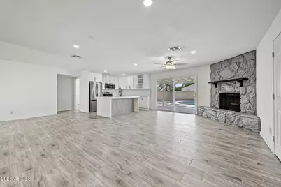 1097 E Carter Drive, Tempe, AZ 85282 - Photo 10