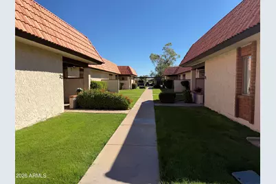 195 N Cottonwood Street #31, Chandler, AZ 85225 - Photo 2