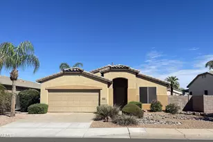 2114 E Cherry Hills Pl, Chandler, AZ 85249 - Photo 2