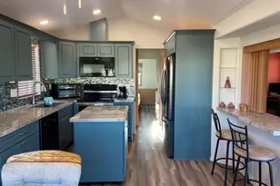 2176 S Cherokee Ave, Apache Junction, AZ 85119 - Photo 8