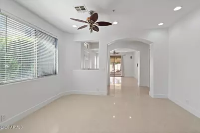14250 N Saguaro Boulevard #Apt B, Fountain Hills, AZ 85268 - Photo 10