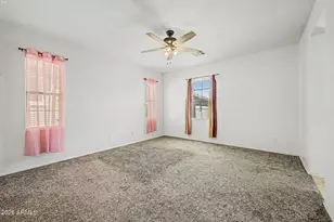 25929 N 53rd Dr, Phoenix, AZ 85083 - Photo 18
