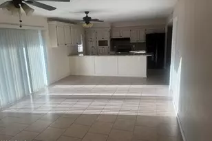 5318 S Hazelton Ln, Tempe, AZ 85283 - Photo 4