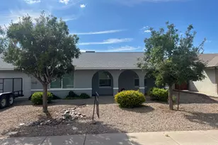 5318 S Hazelton Ln, Tempe, AZ 85283 - Photo 2