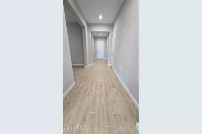 21315 N 61st Street, Phoenix, AZ 85054 - Photo 2