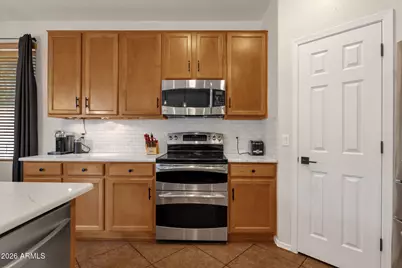 8335 W Molly Lane, Peoria, AZ 85383 - Photo 12