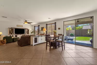 8335 W Molly Lane, Peoria, AZ 85383 - Photo 4