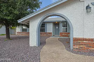 5622 W Ironwood Dr, Glendale, AZ 85302 - Photo 1