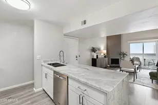 2938 N 61st Pl, Scottsdale, AZ 85251 - Photo 4