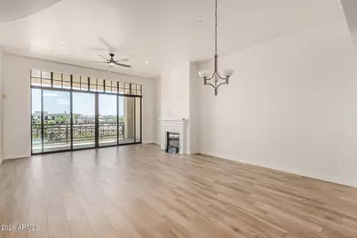 8 Biltmore Estates Drive #Unit 309, Phoenix, AZ 85016 - Photo 6