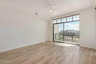 8 Biltmore Estates Dr, Phoenix, AZ 85016 - Photo 18