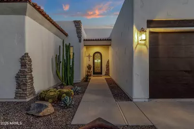 1555 E Kings Court, Gilbert, AZ 85234 - Photo 4