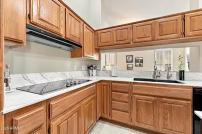 10626 E Coopers Hawk Drive, Sun Lakes, AZ 85248 - Photo 12