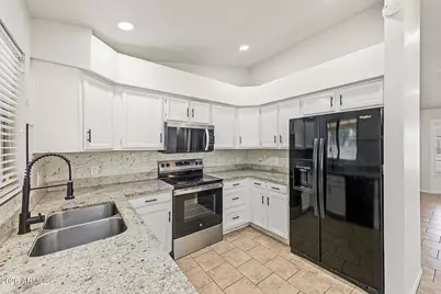 9033 W El Caminito Drive, Peoria, AZ 85345 - Photo 10