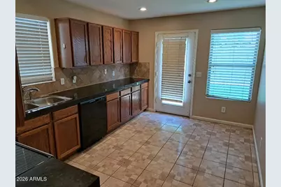 125 N 22nd Place #21, Mesa, AZ 85213 - Photo 6