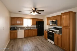 5009 W Beverly Ln, Glendale, AZ 85306 - Photo 2