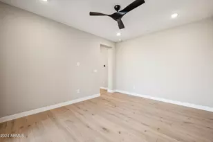 2121 W Sonoran Desert Dr, Phoenix, AZ 85085 - Photo 26