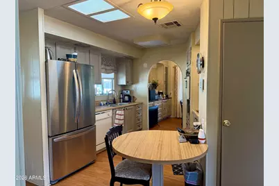 10960 N 67th Avenue #218, Glendale, AZ 85304 - Photo 6