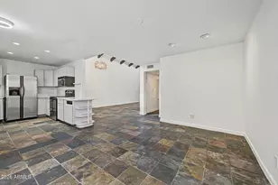 2229 E Catalina Dr, Phoenix, AZ 85016 - Photo 14