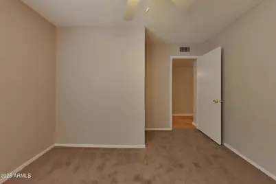 220 W Utopia Road, Phoenix, AZ 85027 - Photo 10