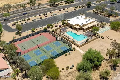 18247 N Coyote Lakes Parkway, Surprise, AZ 85378 - Photo 38