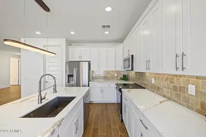9201 W Debbie Lane, Arizona City, AZ 85123 - Photo 16