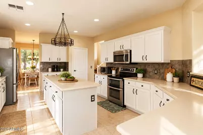 7413 W Briles Road, Peoria, AZ 85383 - Photo 18