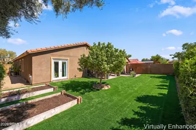 16165 W Hearn Road, Surprise, AZ 85379 - Photo 32