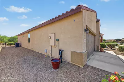 546 N Rainbow Way, Casa Grande, AZ 85194 - Photo 6