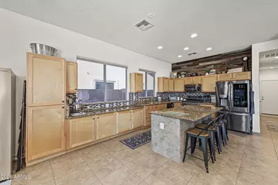 2757 W Via Calabria Way, Phoenix, AZ 85086 - Photo 8