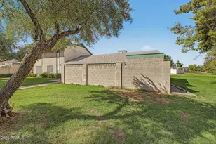18212 N 45th Ave, Glendale, AZ 85308 - Photo 2