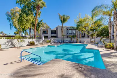 5207 N 24th Street #104, Phoenix, AZ 85016 - Photo 2