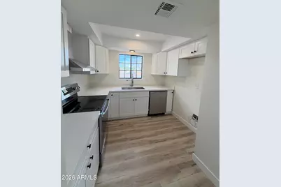 2315 W Union Hills Drive #101, Phoenix, AZ 85027 - Photo 10