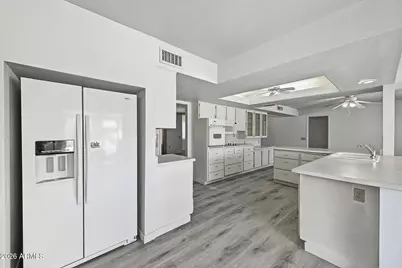 18415 N Palo Verde Drive, Sun City, AZ 85373 - Photo 12